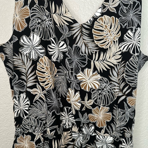 J. Jill Wearever Collection Plant Leaf Jumpsuit Size Large - Picture 2 of 5